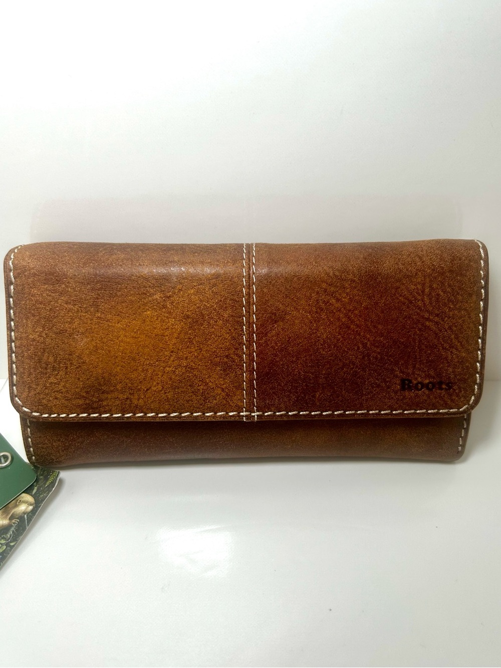Roots Women’s Casual Brown Leather Trifold  Wallet, NWT